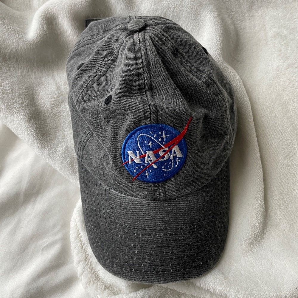 Gray nasa hat